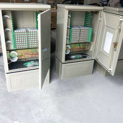Base al aire libre del gabinete de distribución de la fibra del gabinete FDH de la fibra óptica de FC SMC 144