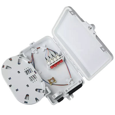 el SC SM a una cara de la caja terminal de la fibra óptica 4Port telegrafía la prenda impermeable blanca IP-66