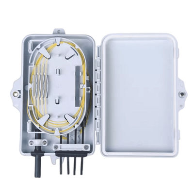 el SC SM a una cara de la caja terminal de la fibra óptica 4Port telegrafía la prenda impermeable blanca IP-66
