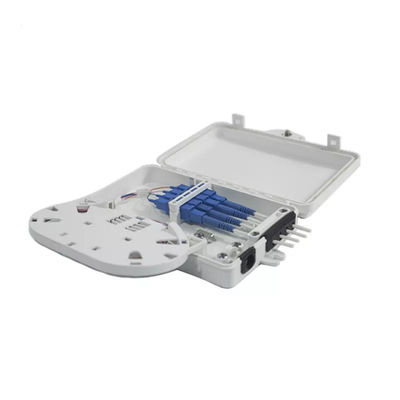 el SC SM a una cara de la caja terminal de la fibra óptica 4Port telegrafía la prenda impermeable blanca IP-66