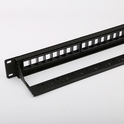 El 1 panel de remiendo portuario del marco 24 en blanco de RU Network Patch Panel C5e descargó