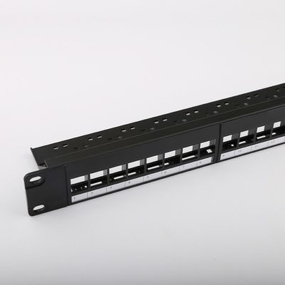 El 1 panel de remiendo portuario del marco 24 en blanco de RU Network Patch Panel C5e descargó