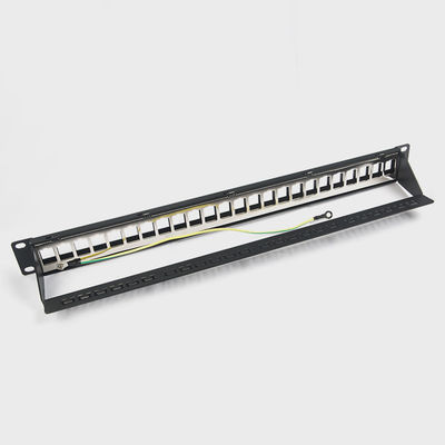 Puerto 1U C5/C5E trapezoidales C6 del panel de remiendo de la red RJ45 24 con la barra de Mangement