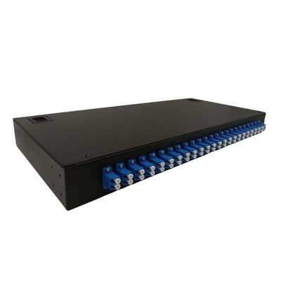El panel de remiendo de la fibra óptica de las fibras del soporte 48 de la pared de FTTH ODF con las coletas del acoplador del dúplex del LC