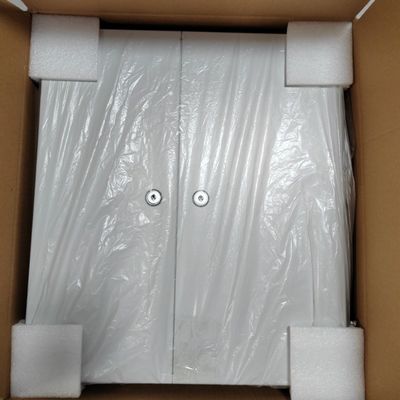 Dos puertas, doble cerradura, pared metálica, montaje de fibra, recinto 72 puertos