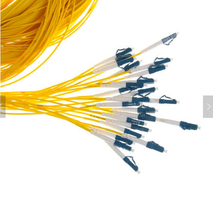 SM 9/125 G652D (OS2) LSZH 12 Cables de salida de fibra óptica de fibras LC/UPC-LC/UPC 1M